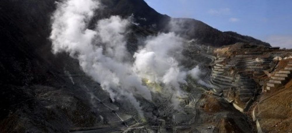 Al menos nueve heridos por posible erupción de volcán en Japón