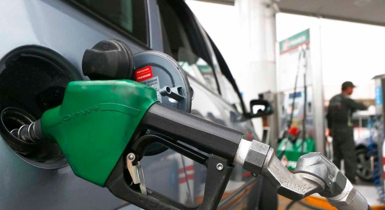 ¿Cuanto costarán las gasolinas y gas en 2018?