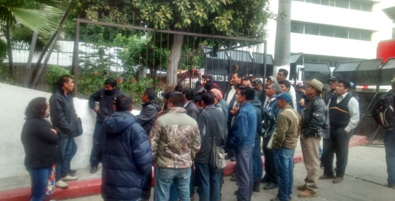 Sujetos armados toman presidencia municipal de El Bosque, Chiapas