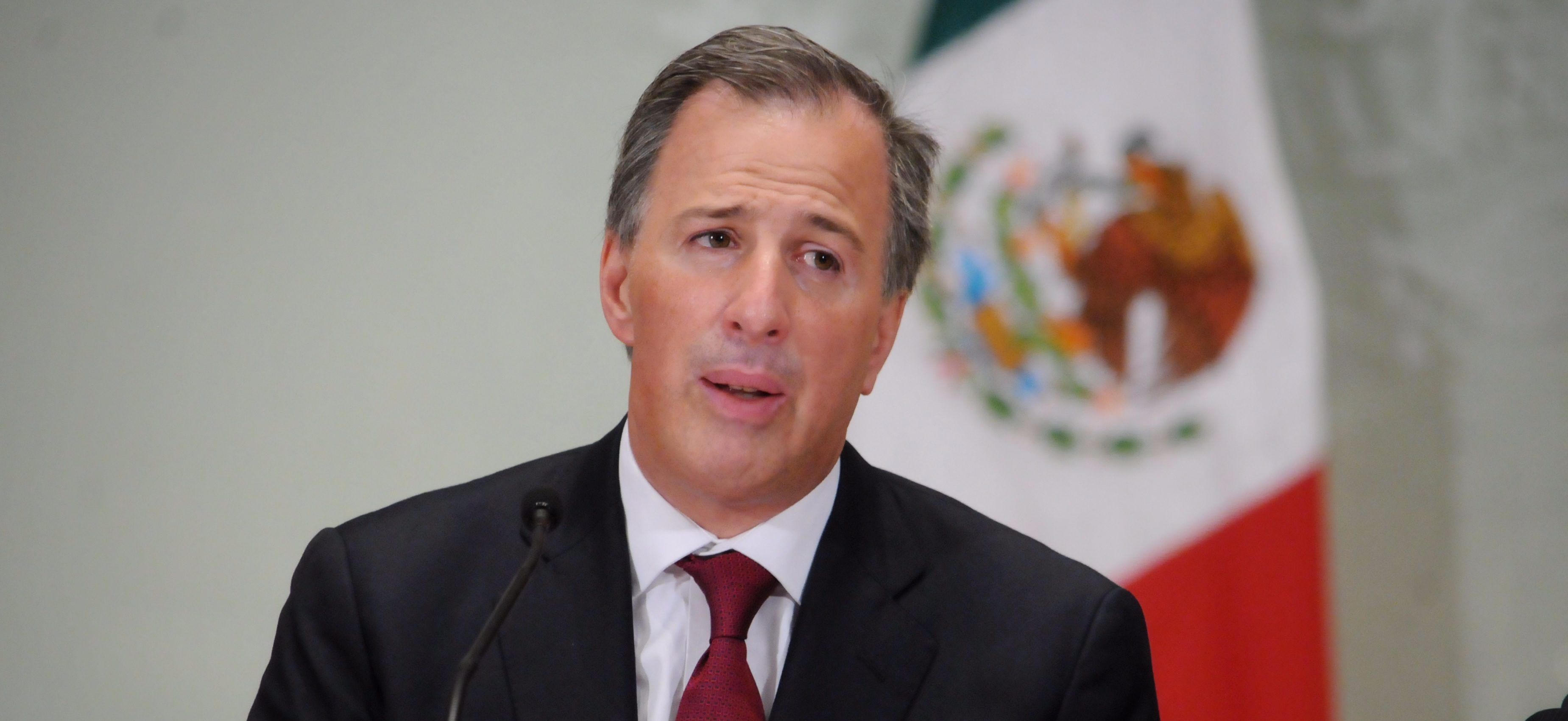 Meade rechaza ser responsable del gasolinazo
