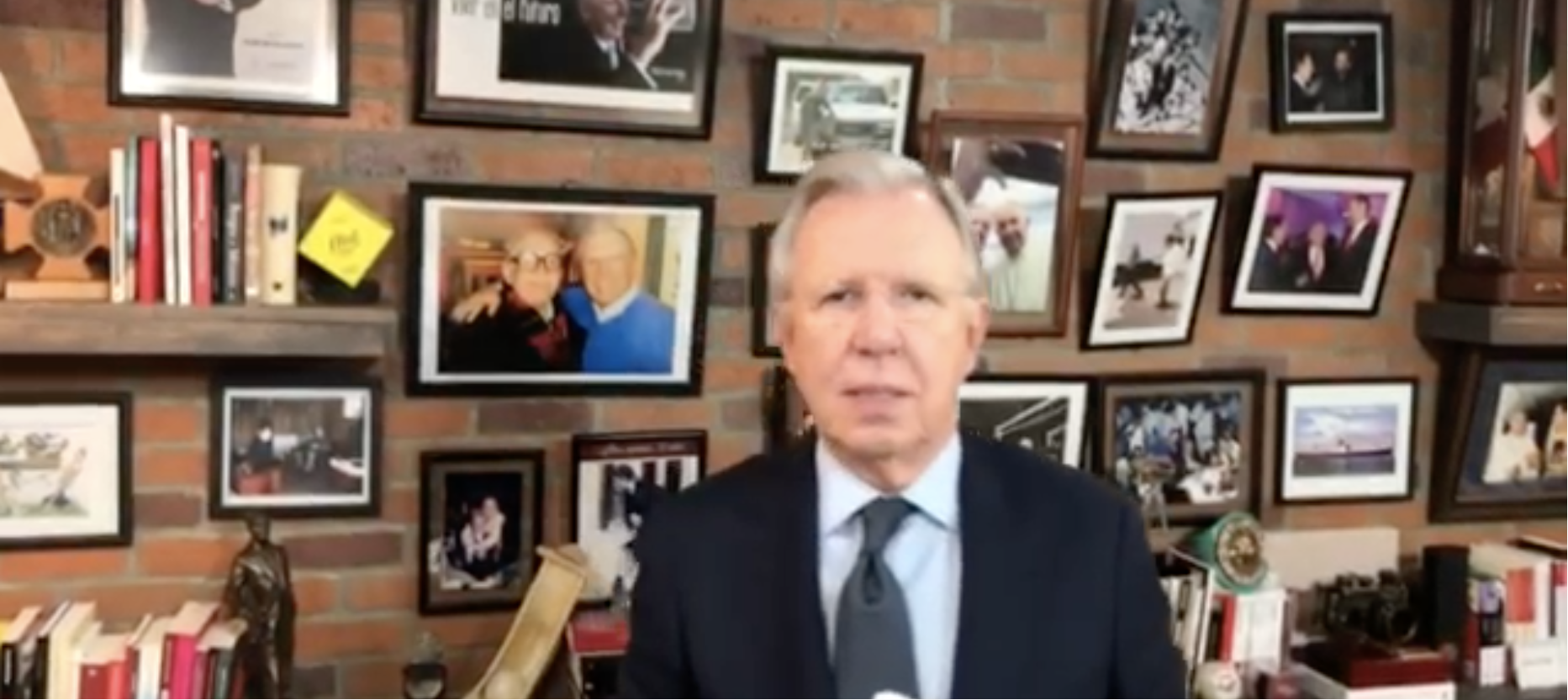 ¡Las noticias! La Corte destituye a todo un Ayuntamiento ¡Las noticias! La Corte destituye a todo un Ayuntamiento