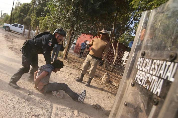 Enfrentamiento en Baja California deja 10 heridos y cinco detenidos