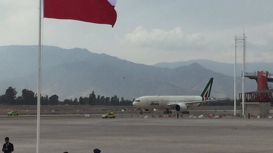 Papa Francisco aterriza en Chile