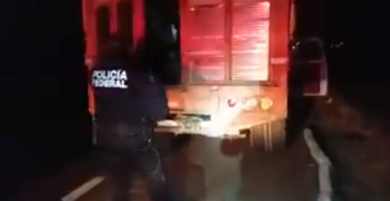 Roban en Puebla camioneta con todo y niño en su interior