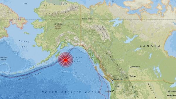 Levantan alerta de tsunami tras terremoto en Alaska