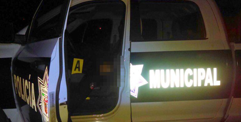 Asesinan a dos hombres vestidos de policías en Guerrero