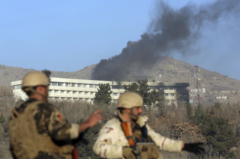 Al menos 18 muertos por ataque del Talibán a hotel en Kabul