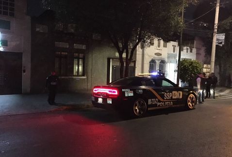 Detienen a dos ladrones durante persecución en azoteas de la Roma