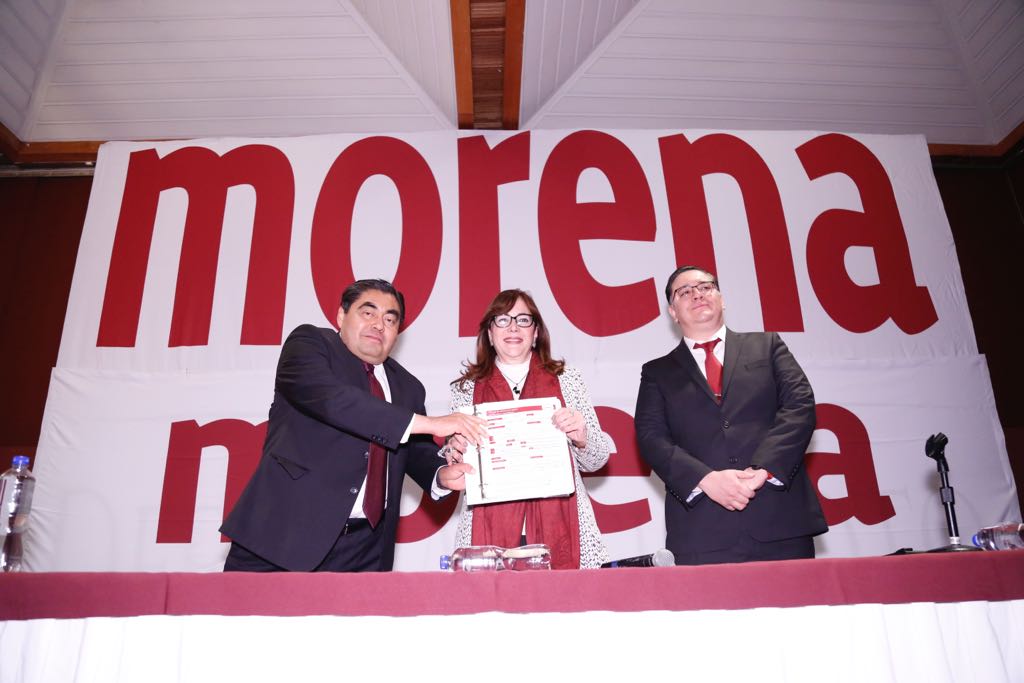 Miguel Barbosa precandidato de Morena para gobierno de Puebla