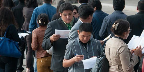 SHCP estima creación promedio de mil 799 empleos al día - empleos-e1515721852403