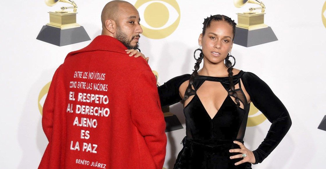 Esposo de Alicia Keys asiste a los Grammy con frase de Benito Juárez