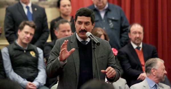 Chihuahua castiga corrupción y EPN a chihuahuenses: Corral