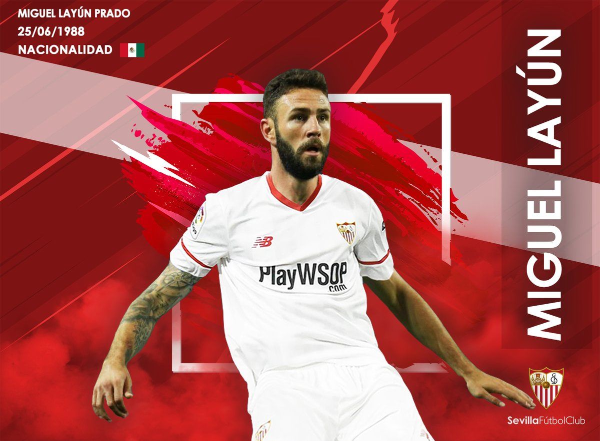 El Sevilla coloca mal la bandera de México al presentar a Layún