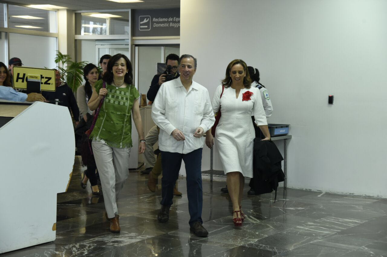 Meade encabeza diálogo con mujeres en Guerrero