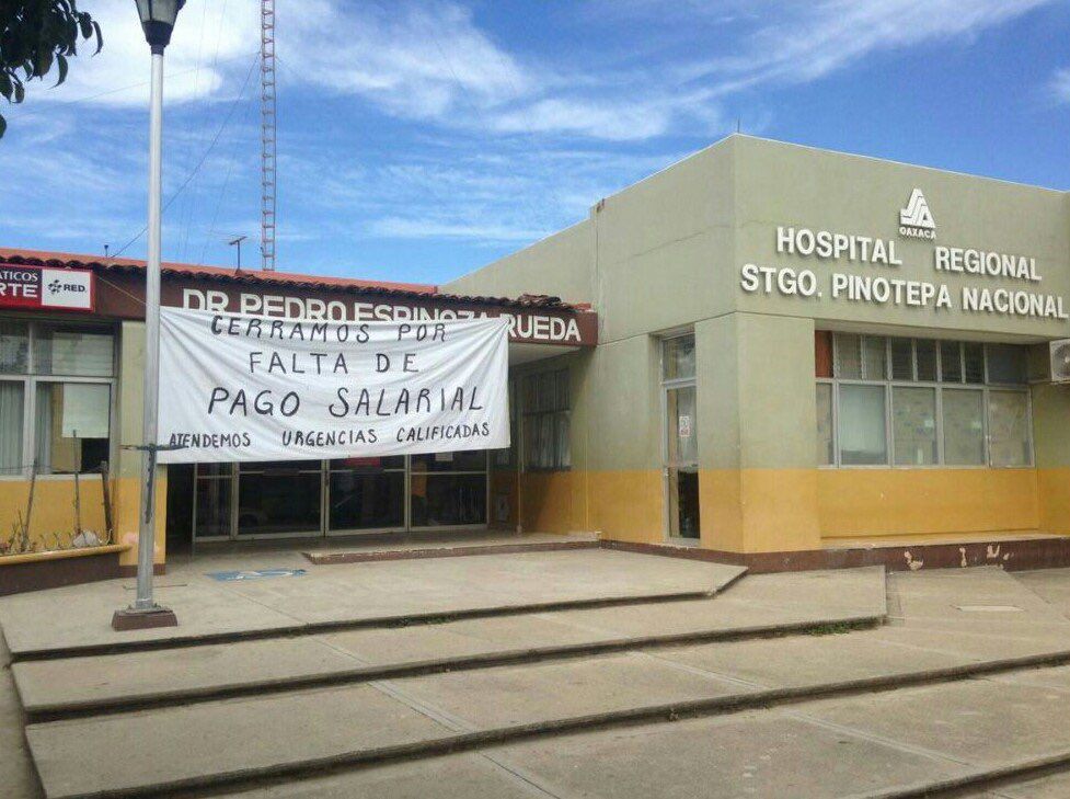 Trabajadores de Salud realizan paro en Oaxaca