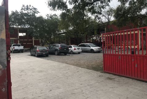 Alumnos hallan pistola en escuela de Nuevo León