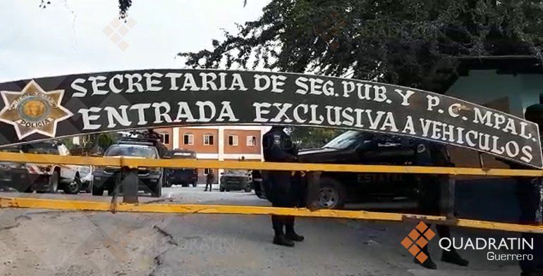 Investigan a policías de Chilpancingo por desaparición de jóvenes