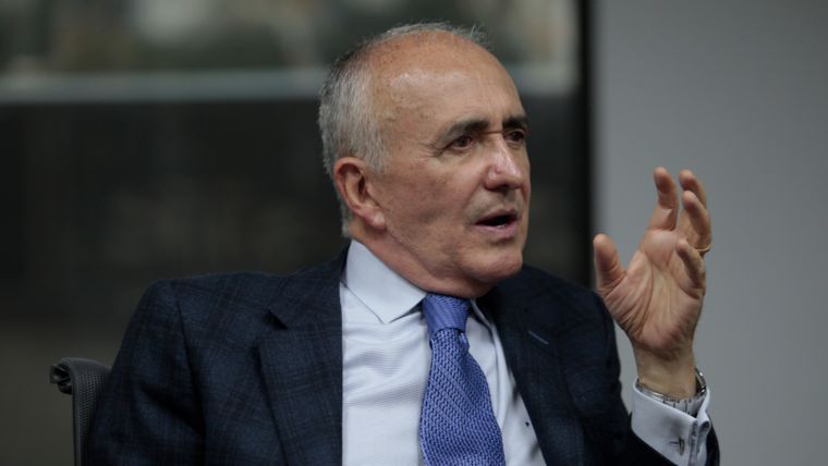 Me persiguen por investigación de mercado negro de credenciales: Ferriz de Con