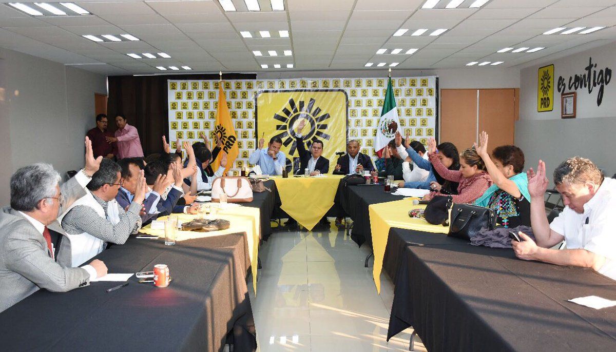 PRD aprueba coalición con el PAN y MC en cinco estados