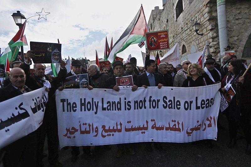 Palestinos reclaman a patriarca ortodoxo por vender tierras a israelíes