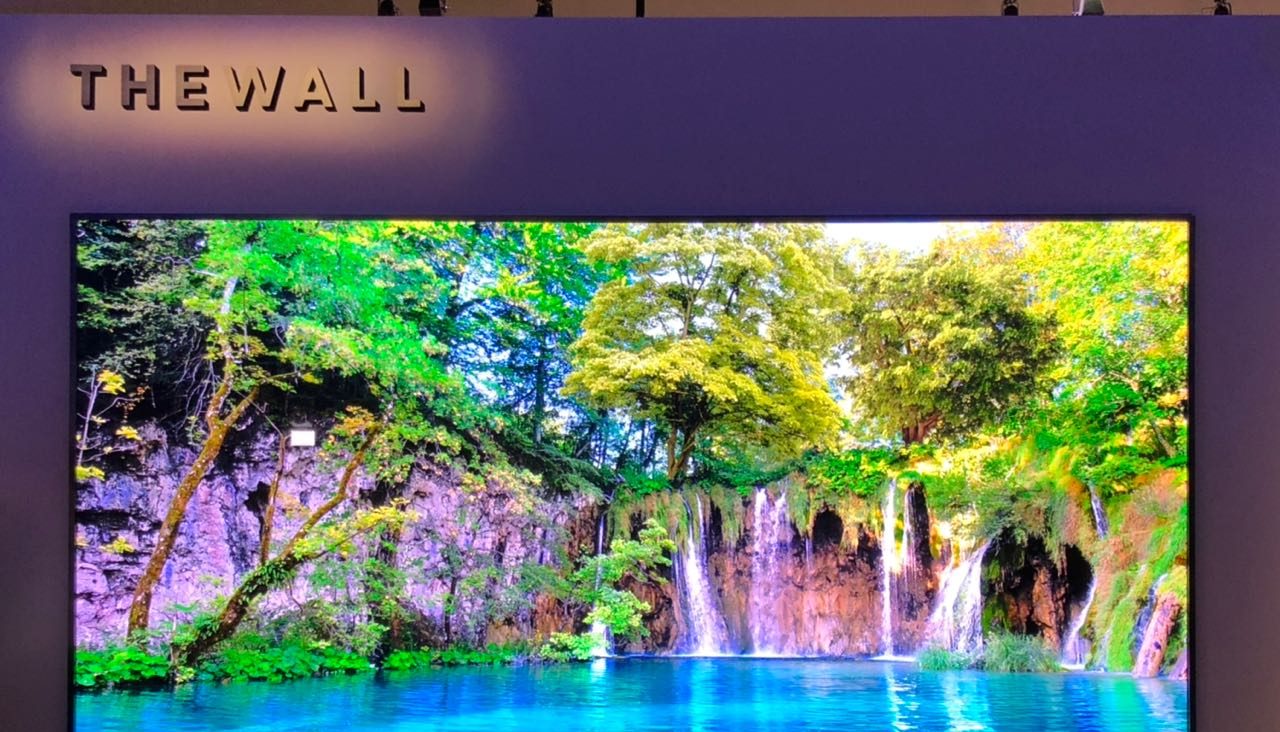 Presentan pantalla de 146 pulgadas y otra 8K con inteligencia artificial