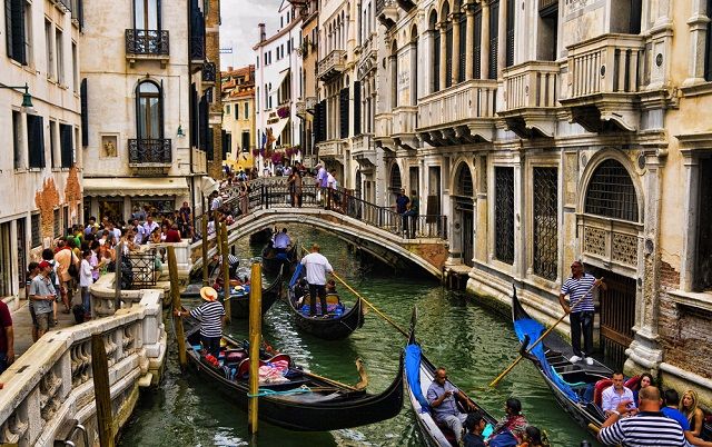 Restaurante en Venecia cobra mil 143 euros a cuatro japoneses Restaurante en Venecia cobra mil 143 euros a cuatro japoneses