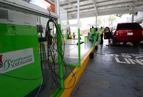 Verificentros del Estado de México operan normalmente tras error