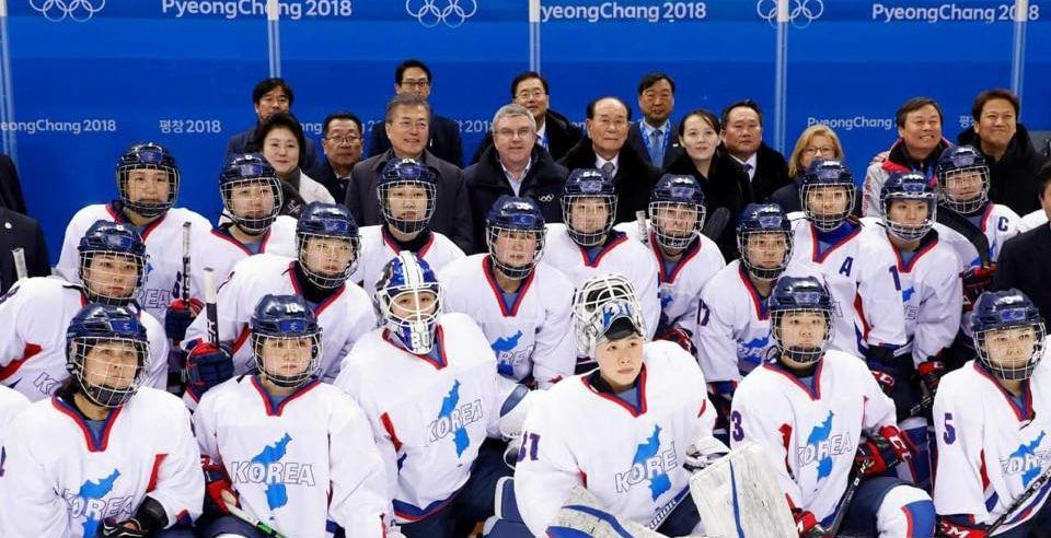 Pyeongchang 2018: Corea del Norte y Sur juegan como equipo en hockey femenil