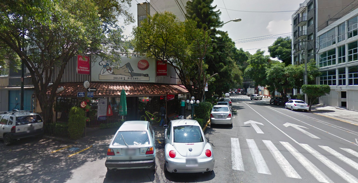 Asaltan pizzería en la colonia Del Valle