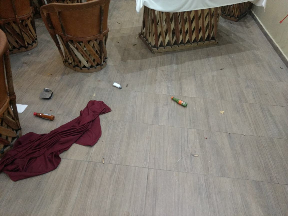 #VIDEO Balacera en restaurante de Tlaquepaque #VIDEO Balacera en restaurante de Tlaquepaque