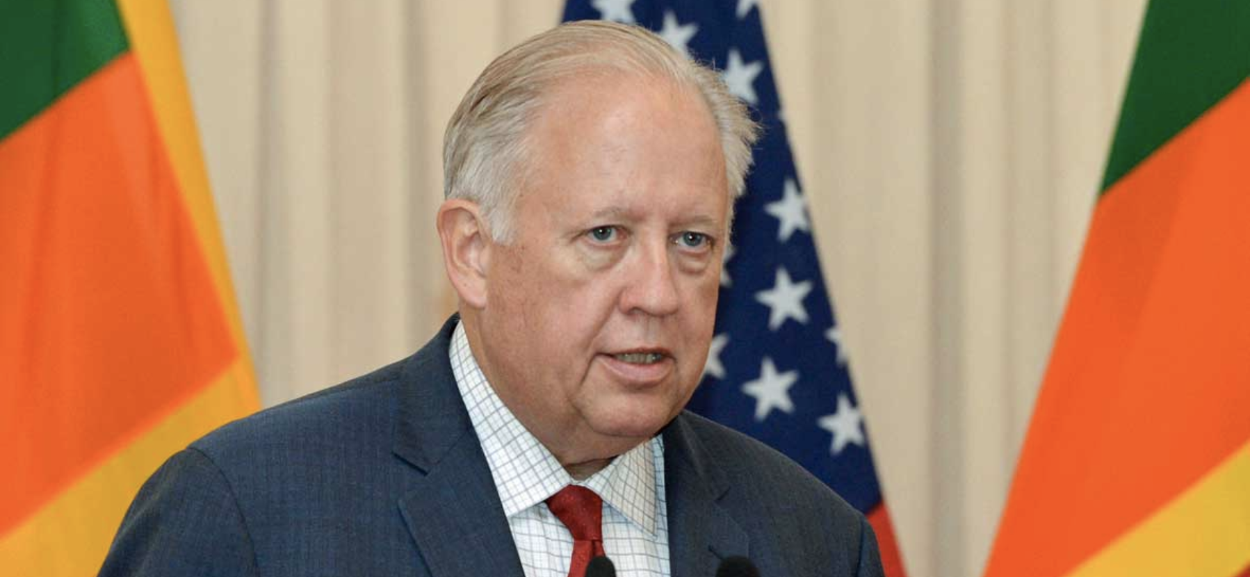 Renuncia otro alto diplomático al Departamento de Estado de EE.UU.