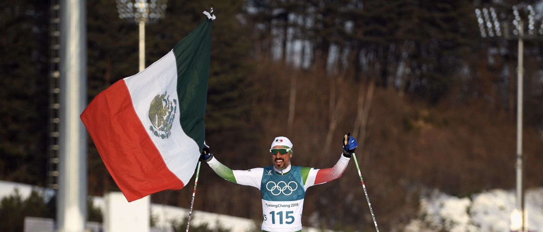 #Video Germán Madrazo llega a la meta del esquí de fondo con bandera de México