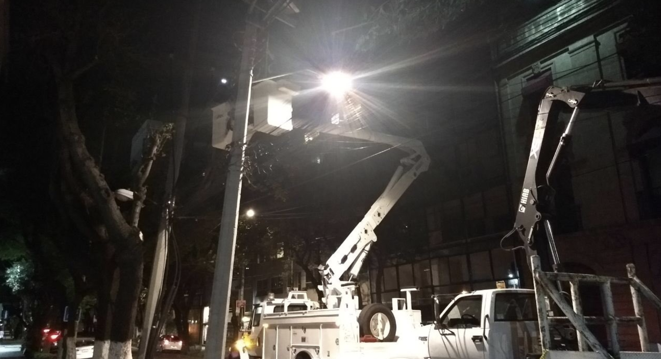 Servicio eléctrico restablecido al 99 por ciento tras sismo