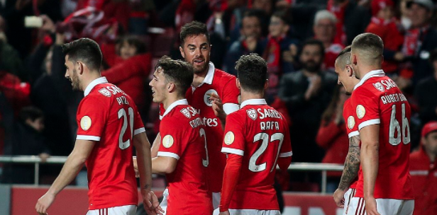 #Video Jiménez consigue el cuarto del Benfica