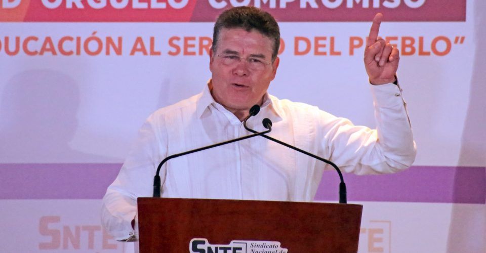 SNTE elige como su presidente a Juan Díaz de la Torre