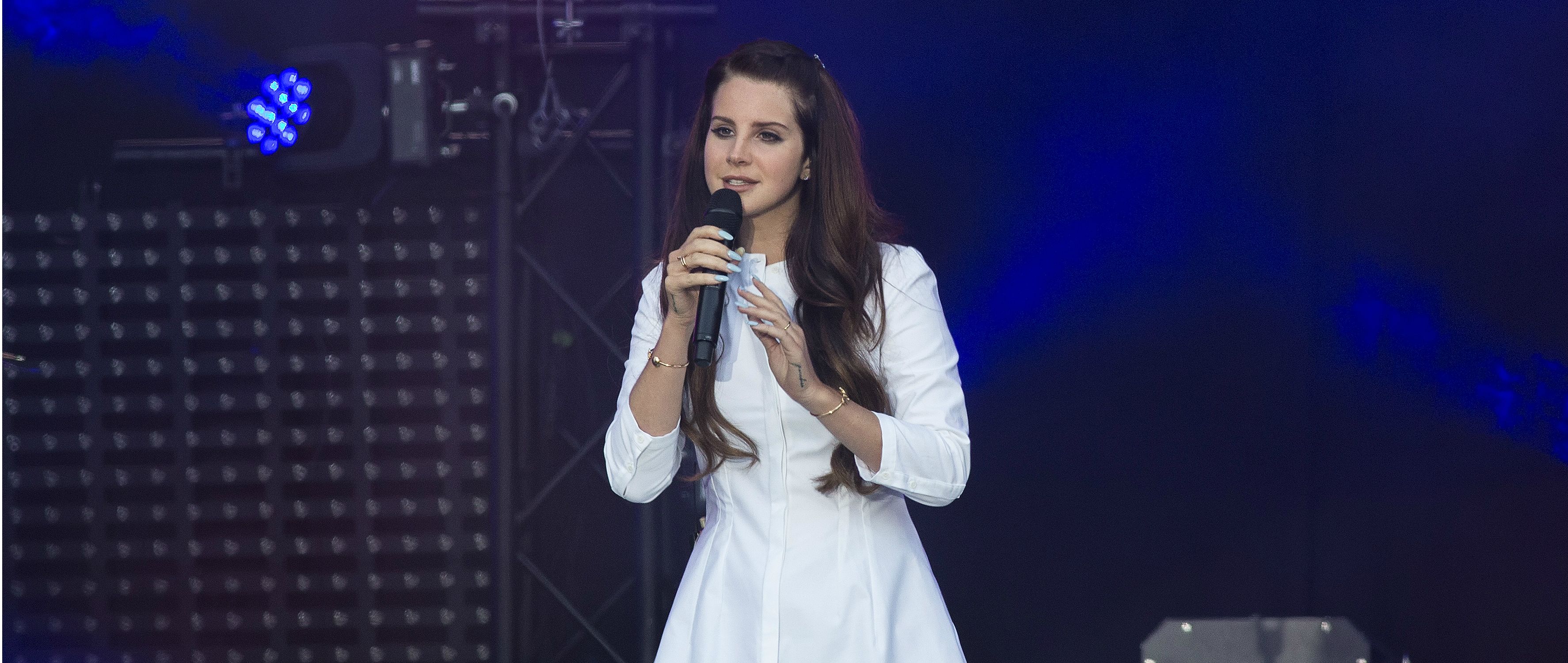 Detienen a hombre que amenazó con secuestrar a Lana Del Rey