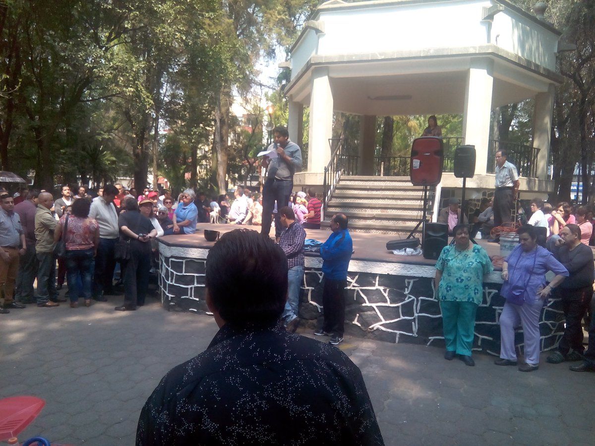 Vecinos de Azcapotzalco se manifiestan contra parquímetros