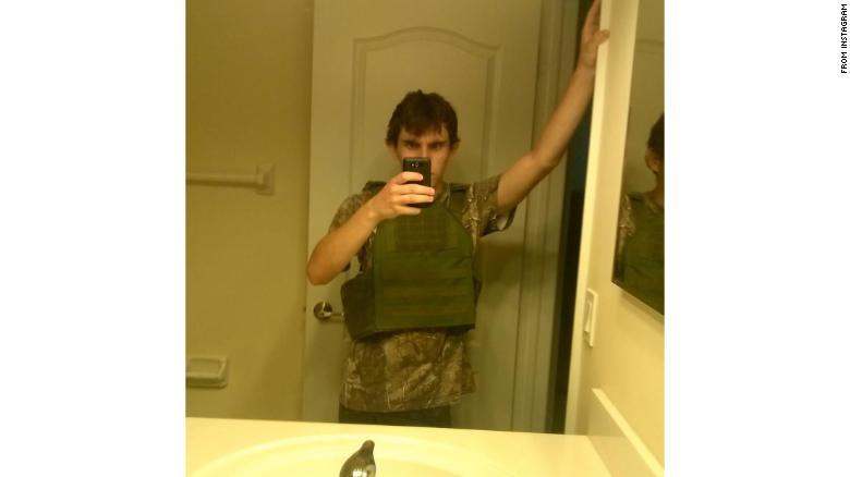 Nikolas Cruz quería matar mexicanos