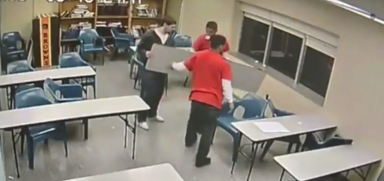 #Video Reclusos escapan de correccional en Ohio