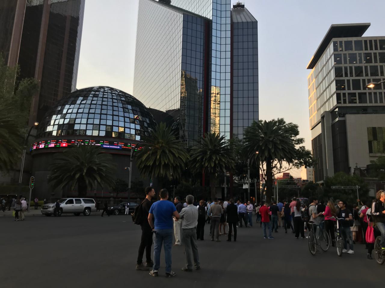 Sismo magnitud 7.2 sacude México