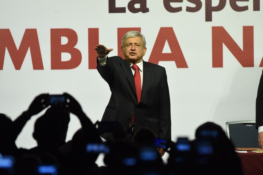 López Obrador Buscaría Detener Exportaciones De Petróleo: WSJ