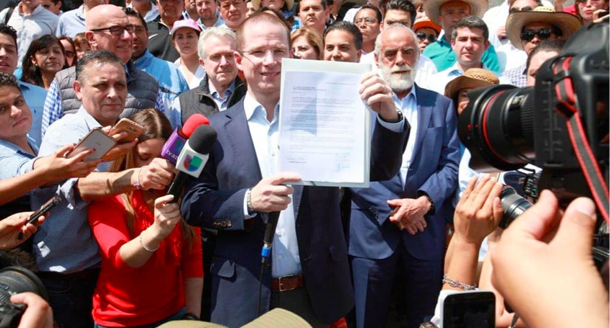 PGR revela video de visita de Ricardo Anaya