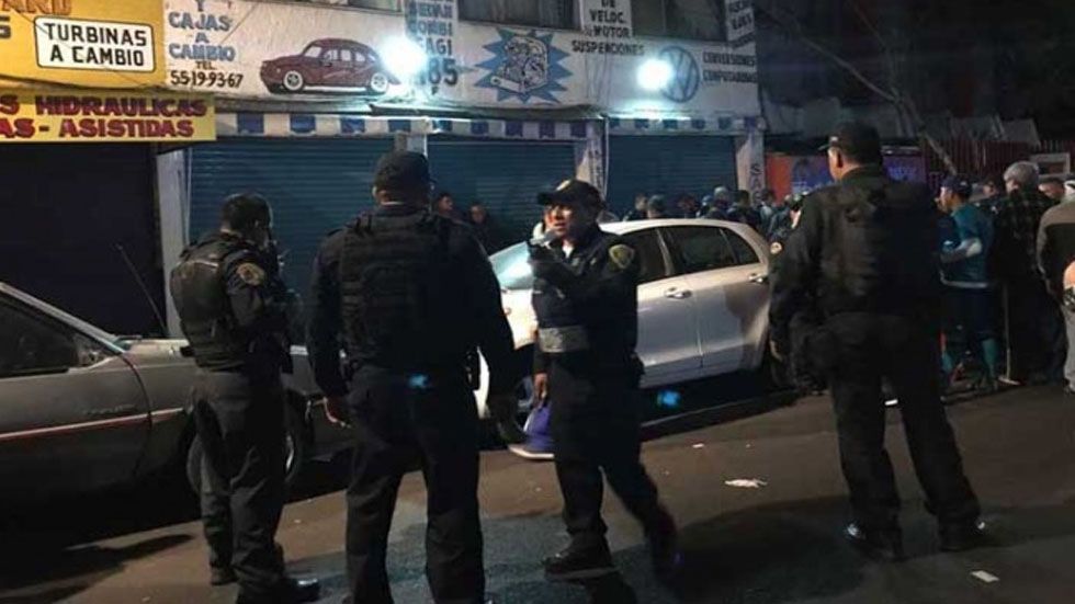 Balacera deja dos muertos y siete heridos en la Buenos Aires