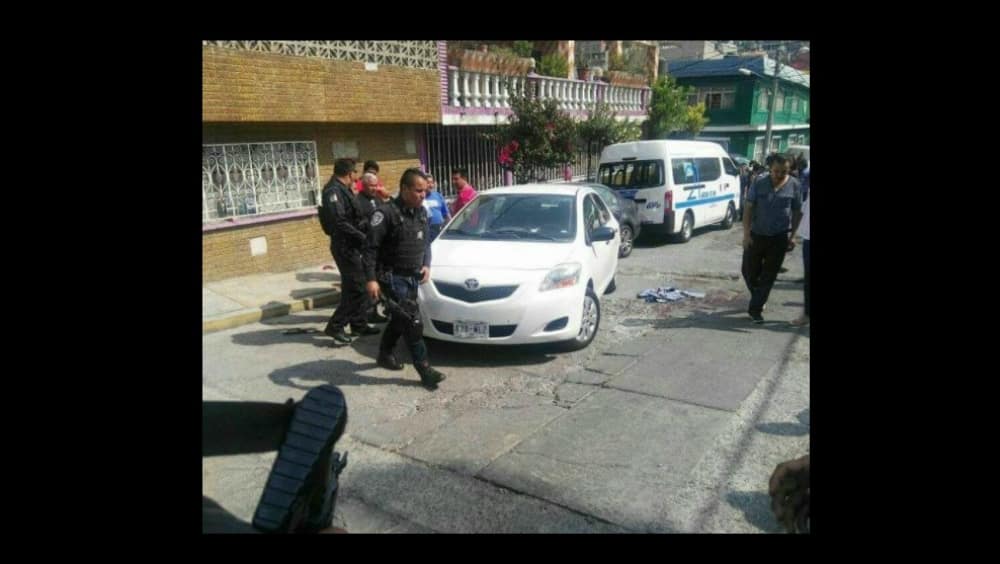 Balacera en Naucalpan deja lesionados a policía y delincuente