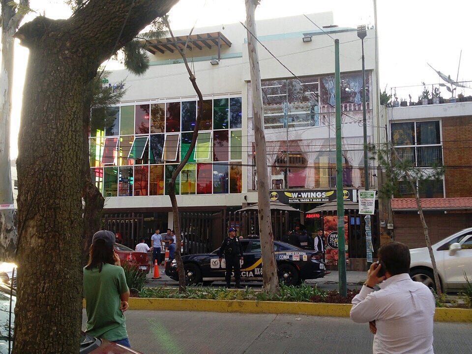 Balacera en salón de fiestas infantiles en Jardín Balbuena deja un muerto