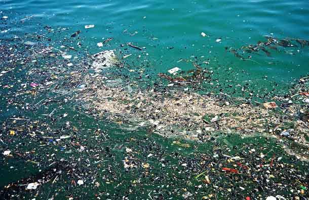 UE prohibiría cubiertos y platos de plástico para reducir basura marina - basura-oceanos-2