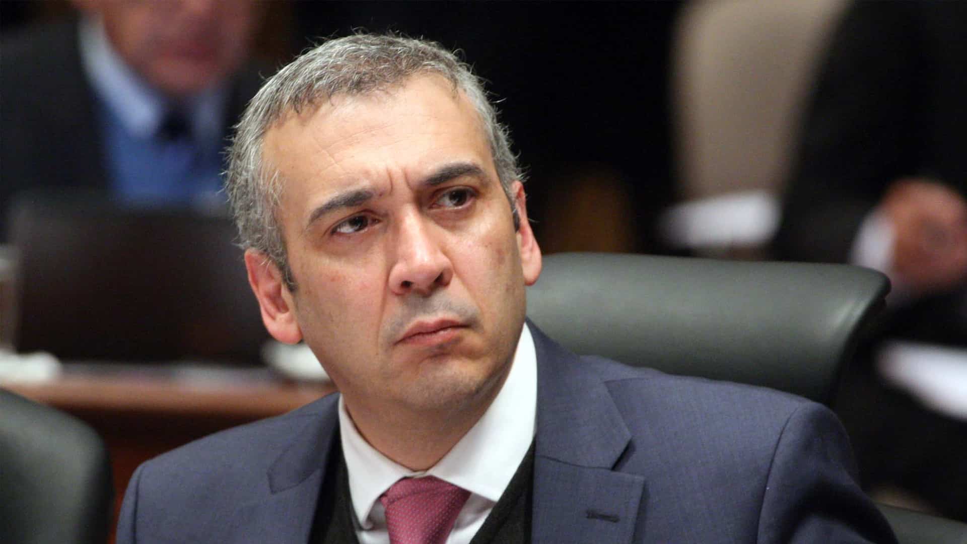 INE ordena cese de llamadas contra AMLO a empresas - benito-nacif