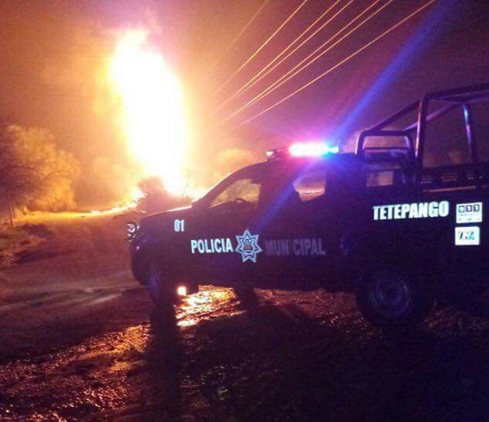 Explosión deja tres heridos en Hidalgo
