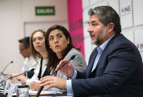 INE aprueba siete candidaturas independientes al Senado