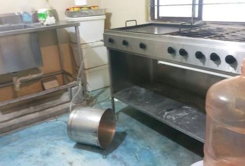 Roban comedor infantil en Monterrey